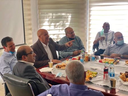 المشتركة في زيارة ميدانية للنقب في ظل الهجمة الشرسة عليه